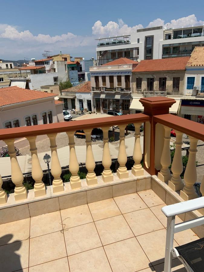 Amfitrion City Gythio Exterior photo